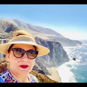 Meet your Posher, Farah